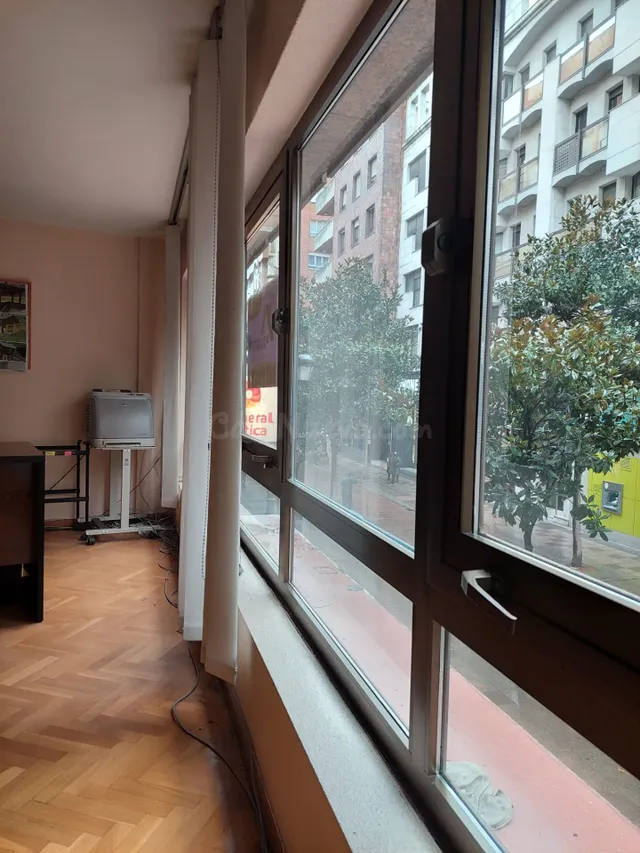 SE VENDE OFICINA EN PONFERRADA ZONA CENTRO - foto 3