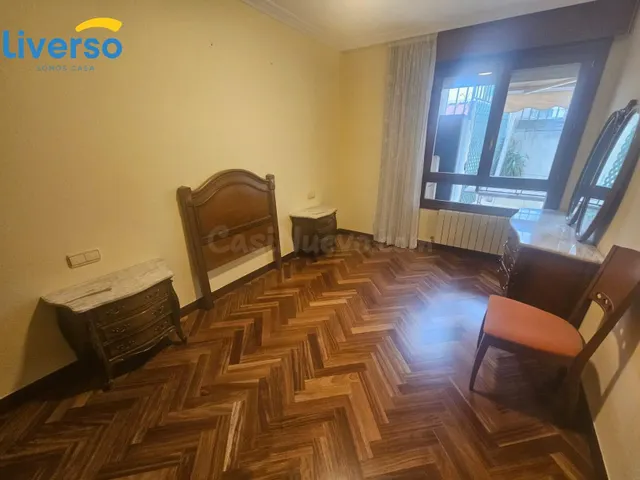 SE ALQUILA PRECIOSA VIVIENDA EN BURGOS CON TERRAZA!!! - foto 4