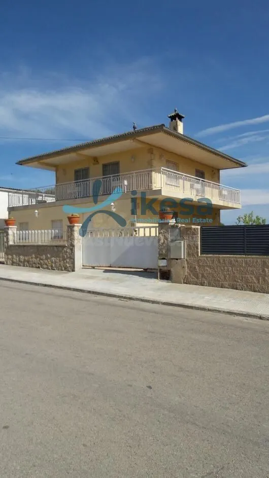 Venta de Casa en Sant Jaume dels Domenys, Tarragona. Activo 
