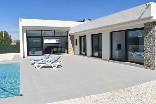 Villa 3 habitaciones 118m² en venta - Calasparra centro — 3