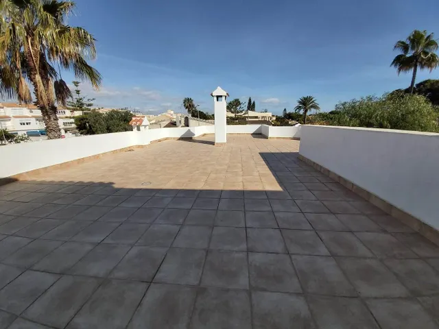 Villa 3 habitaciones en venta - La Zenia — 16