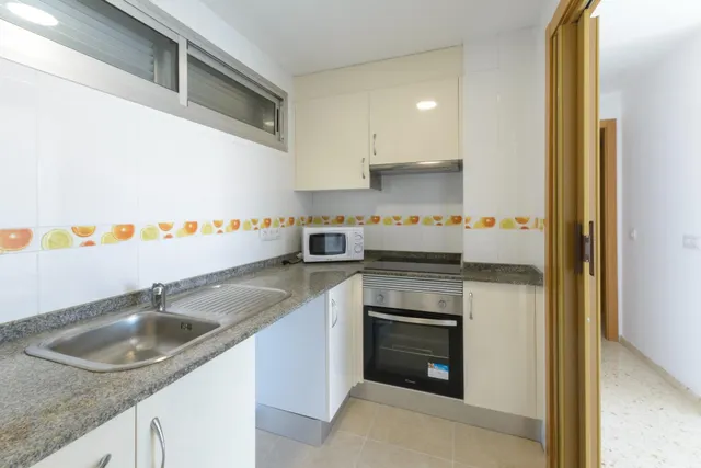 Cesión de vivienda por 50 años en Gandia, zona hospital, con piscina comunitaria, parking y trastero — 14