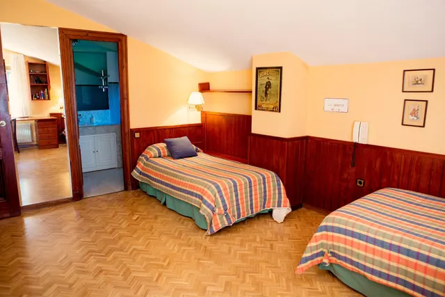 Urbis te ofrece un exclusivo chalet en venta en Salamanca. — 33