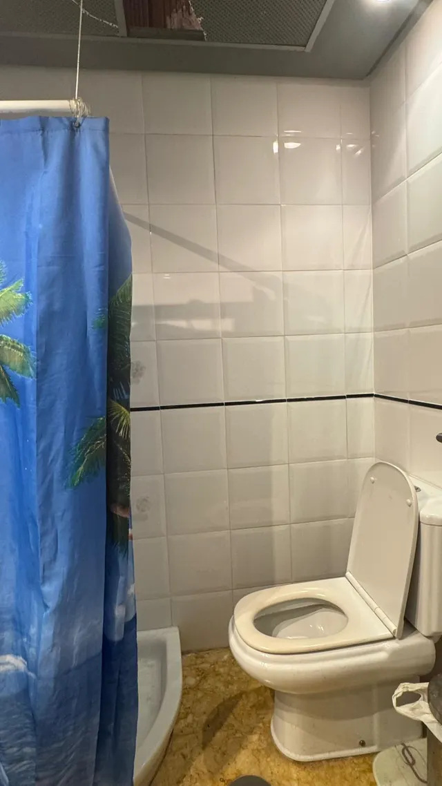 Amplio piso de 99 m2 en edificio con conserje y piscina — 8