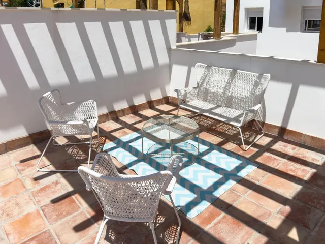 Espectacular ático dúplex con solárium privado y vistas despejadas en Conde de Ureña — 2