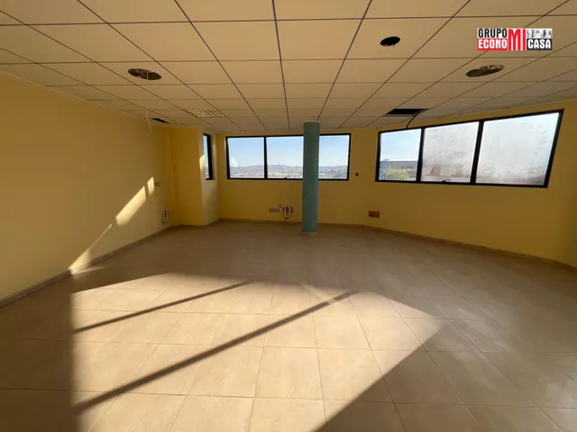 EDIFICIO DE OFICINAS EN VENTA O ALQUILER,  EN MONFORTE DEL CID — 38
