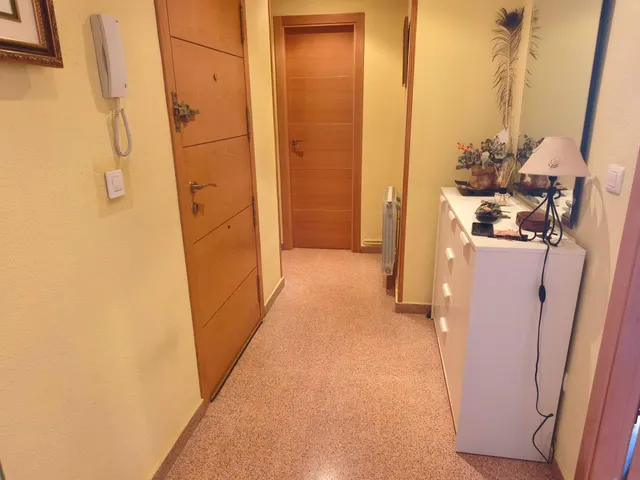 EXCELENTE ATICO MUY REFORMADO EN BARRIO SAN CRISPIN — 18