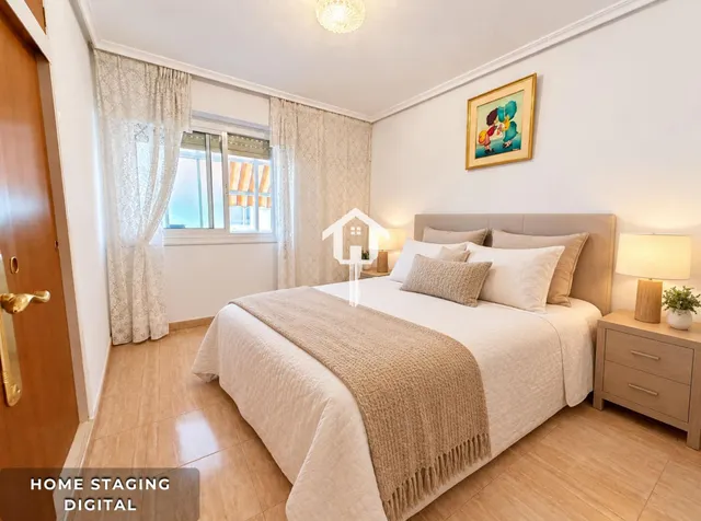 PISO EN VENTA EN ALICANTE. ZONA DE LA FLORIDA. 134m2 CON 4 habitaciones DOBLES, 2 BAÑOS COMPLETOS, TERCERA PLANTA CON ASCNESOR, TERRAZA Y DESPENSA. — 41