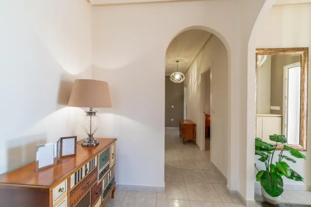 Maravillosa villa de una sola planta (aprox. 161 m2) con gran piscina privada. Cerca de colegios, del La Zenia Boulevard, ¡y a tan solo 15 minutos a pie de Playa Flamenca! — 10