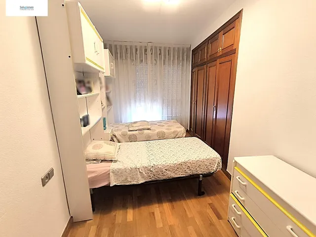 Amplio y Luminoso Piso en Albacete, Ideal para Familias — 15