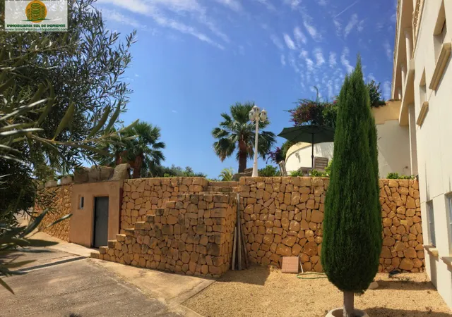 LUJOSO CHALET DE ENSUEÑO, CON VISTAS AL SKYLINE DE BENIDORM!!! — 40
