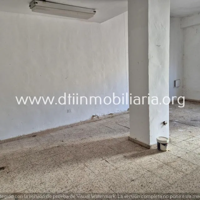 Se vende local comercial La Palma del Condado — 17