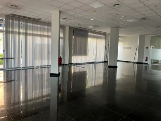 Negocio 460m² en venta - Marbella — 13