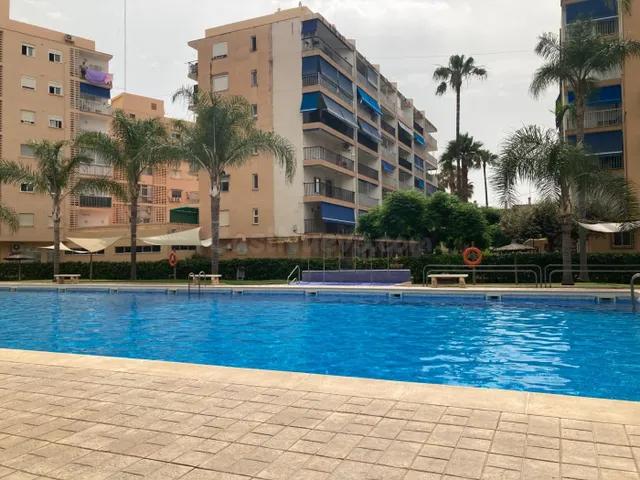 Apartamento en alquiler de TEMPORADA en playa Puebla de Farn