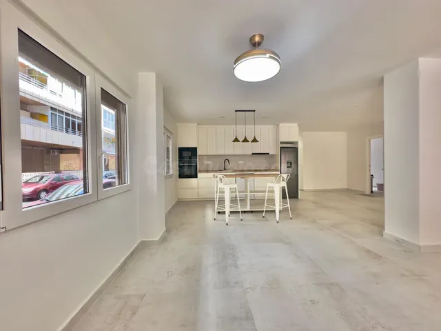Apartamento reformado de 3 dormitorios y 2 baños en Torrevieja — 10