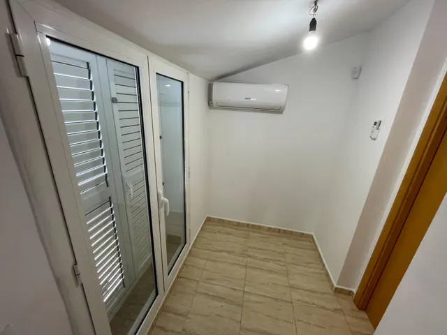 Dúplex céntrico en venta en Olesa de Montserrat, con terrazas y parking — 20