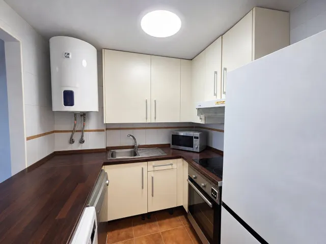Apartamento de 2 dormitorios con vistas al mar, amplia terraza y aparcamiento en Hacienda Casares — 10