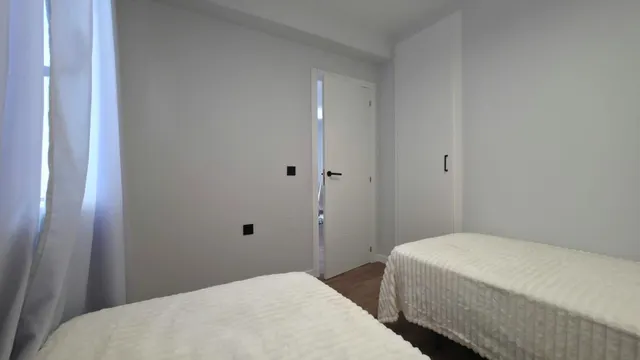 Encantador Bungalow Totalmente Reformado Con Vistas Al Mar ! — 14