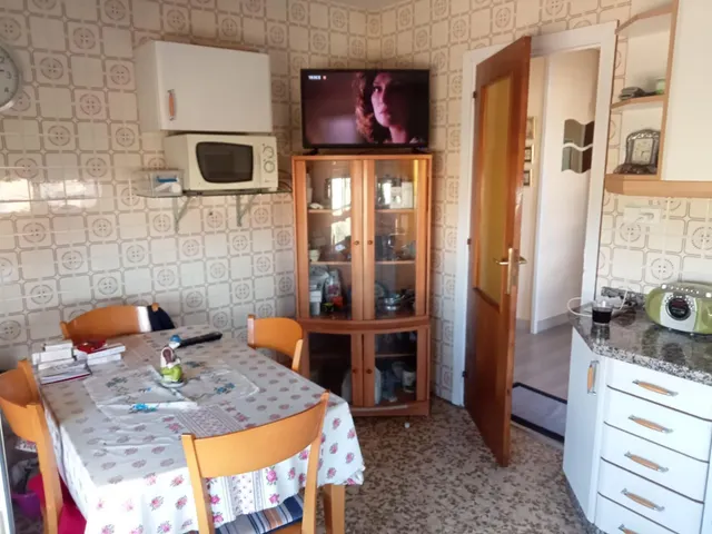 SE VENDE CASA EN VILLALOBAR, 2 PLANTAS, VIVIENDA EN PRIMERA PLANTA, PARCELA 400 M2, GARAJE 40 M2. — 10