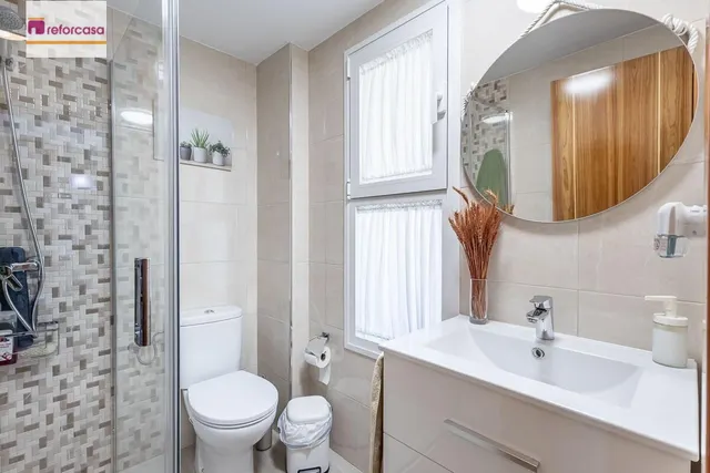 CASA PAREADA EN LA ZUBIA CON PISCINA, ZONA DE BARBACOA Y JARDÍN — 21