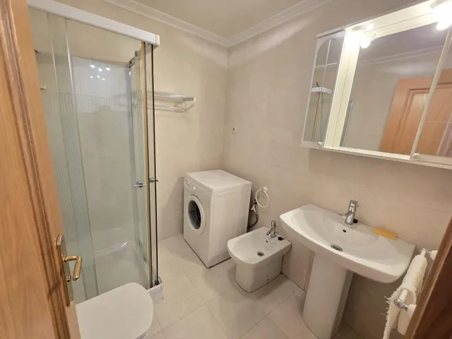 VIVIENDA IMPECABLE CON GARAJE Y BODEGA — 20