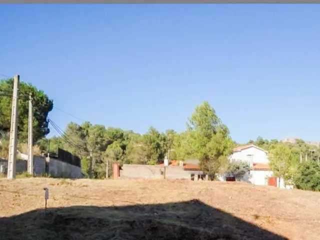 TERRENO URBANO NO CONSOLIDADO EN VENTA EN EL BRUC URB.MONTSERRAT PARK — 7