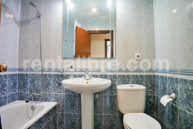 Piso 3 Dormitorios en Avenida Europa — 15