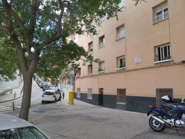 Edificio disponible Inversores — 28