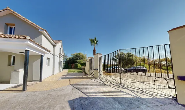 Chalet 6 habitaciones 520m² en venta - San Roque Pueblo - foto 3