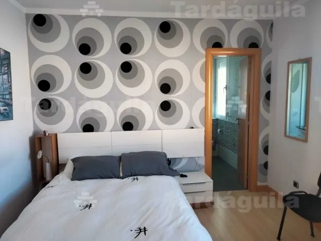 CHALET  INDEPENDIENTE EN URBANIZACION DE VILLAMAYOR — 6