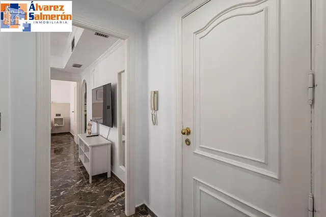 PISO CON LICENCIA TURISTICA EN CALLE NAVAS — 14