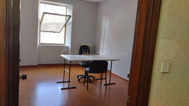Oportunidad de oficina en calle peatonal - foto 4