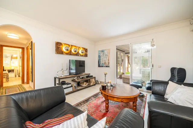 Planta baja totalmente reformada con jardín privado, sauna, piscina comunitaria y parking en Sa Coma — 7