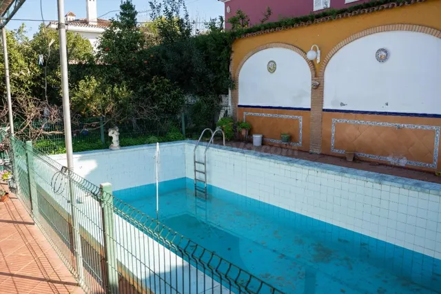 Espectacular Villa Unifamiliar en Gines: Espacio, versatilid - foto 5