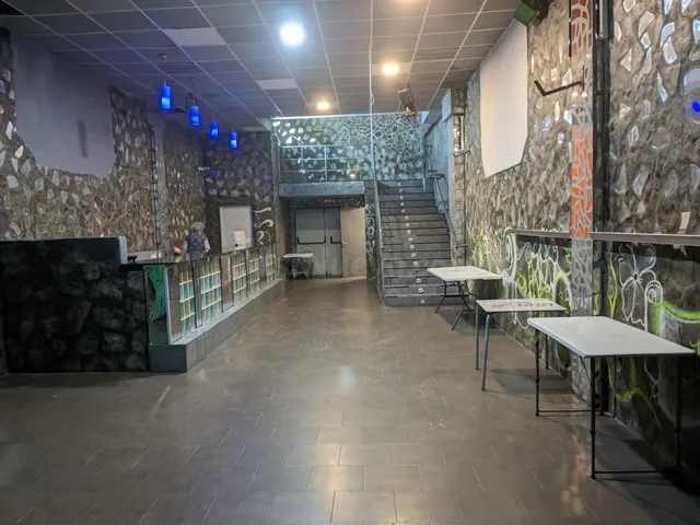 FANTÁSTICA NAVE INDUSTRIAL DE 224 M2 EN AMPOSTA - foto 2