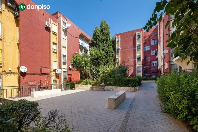 Piso en Venta en Casería De Montijo (Ganada) — 2