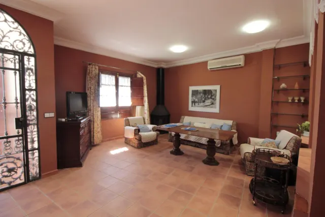 CASA EN ALQUILER EN CARMONA — 14