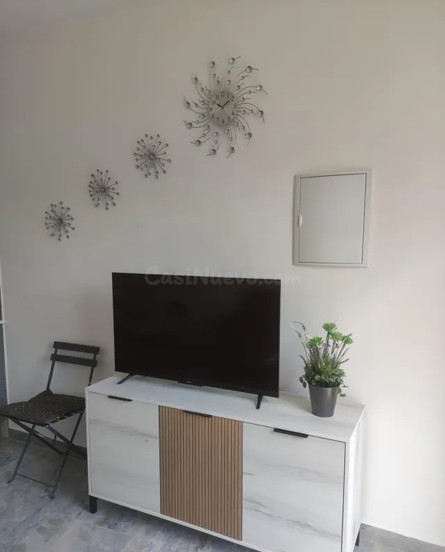 Apartamento Seminuevo en alquiler TEMPORAL zona La Aljorra - foto 3