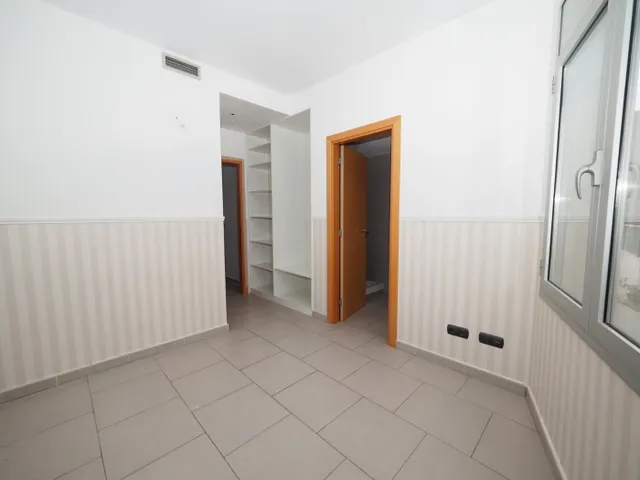 SE DÚPLEX PISO SEMI-NUEVO EN SABADELL, ZONA LA CREU DE BARBERA — 16