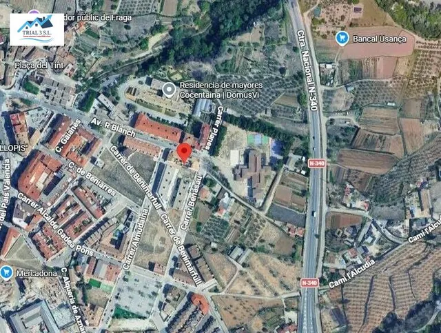 VENTA DE LOCAL COMERCIAL EN COCENTAINA, ALICANTE. — 2