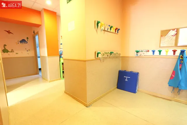 ATENCION INVERSORES! LOCAL COMERCIAL EN VENTA CON RENTAS — 16