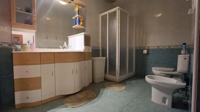 CASA EN VENTA EN MORALES DEL VINO (ZAMORA), 5 DORMITORIOS, BAÑO, BUHARDILLA, BODEGA, JARDÍN, GARAJE... — 22