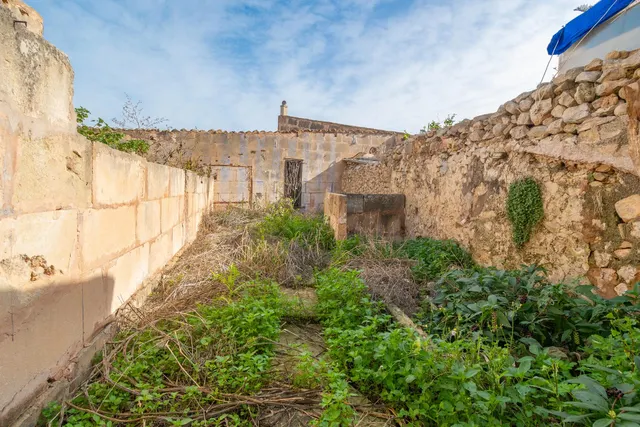 Casa señorial de 300 m2 para reforma integral en el centro de Porreres — 19