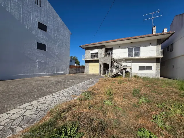 Moradia de 5 quartos + sótão em São Miguel do Rio Torto, Abr - foto 2