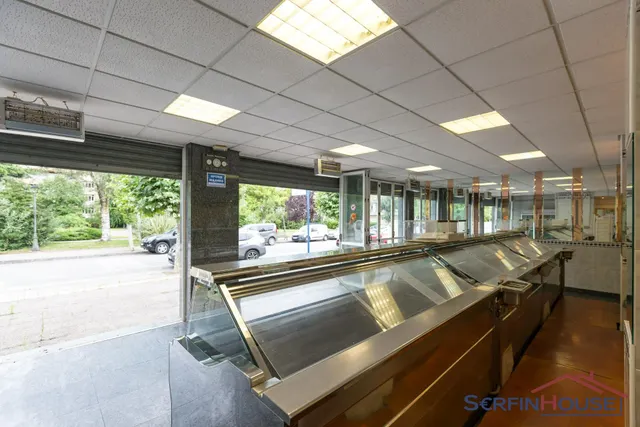 Local comercial 143m² en venta - EVER — 10