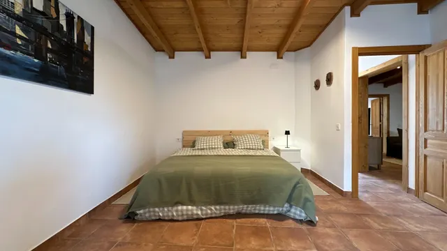 Finca rústica con placas solares y pozo en Garrapinillos, Zaragoza. — 29