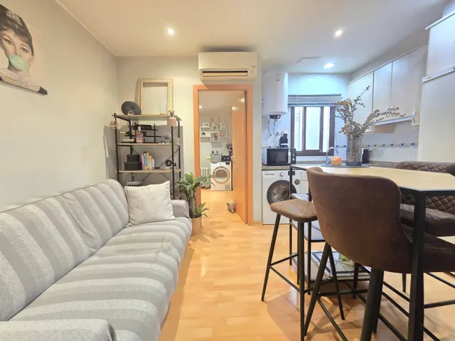 PRECIOSO y PRÁCTICO PISO para entrar a vivir -Zona Carrer Ample/ Pl. LLibertat de Reus- — 7