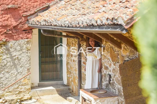 FABULOSA CASA DE PIEDRA TOTALMENTE REFORMADA — 56