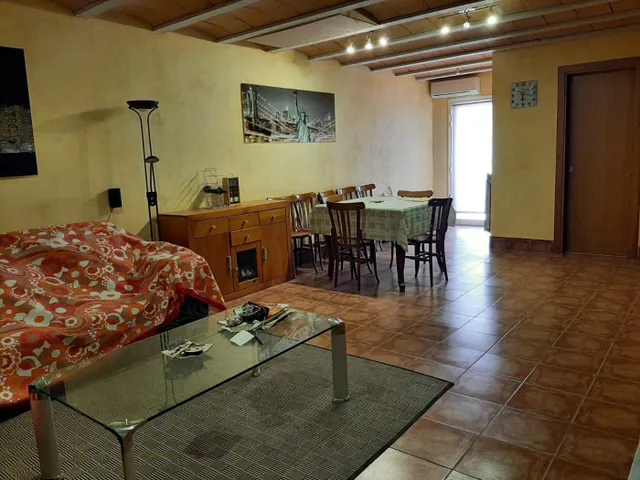 Casa en venta - dos casas en una - esquinera — 3