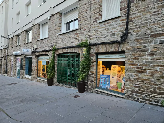 SE VENDE LOCAL COMERCIAL EN EL ENSANCHE DE SANTIAGO — 4